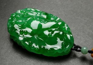 帝王绿翡翠 翡翠皇冠上的明珠，价值几何？